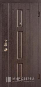 Металлическая дверь с МДФ накладкой в частный дом №50 - фото вид снаружи