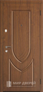 Металлическая дверь с МДФ накладкой в коттедж №49 - фото вид снаружи